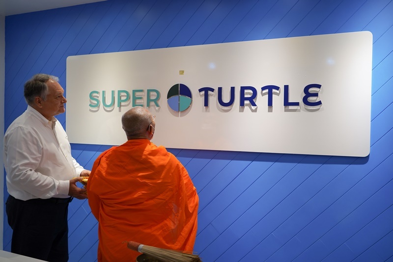 Super Turtle Public Company Limited held the office blessing ceremony on 9th June 2023 by inviting 9 monks to perform the chanting at the head office.
